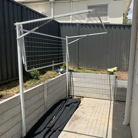 SMALL GROUND MOUNT 1.8m width x 750 mm depth 8 lines