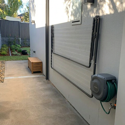 BI-FOLD WALL MOUNT