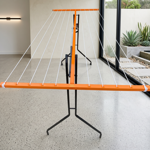 🧺Orange and Black PORTABLE CLOTHESLINE